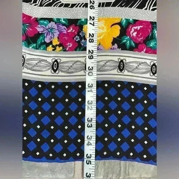 Vintage Tiffany & Co large silk floral scarf - Picture 4 of 8